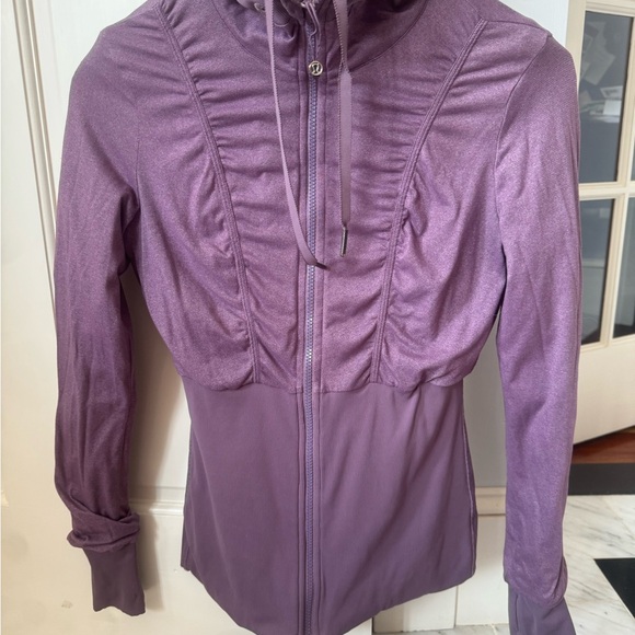 Lululemon Athletica Zip Up Jacket w Hood, Deep Pockets, Thumbholes, Purple, 8 EC - Picture 12 of 13